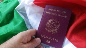 Italian passport